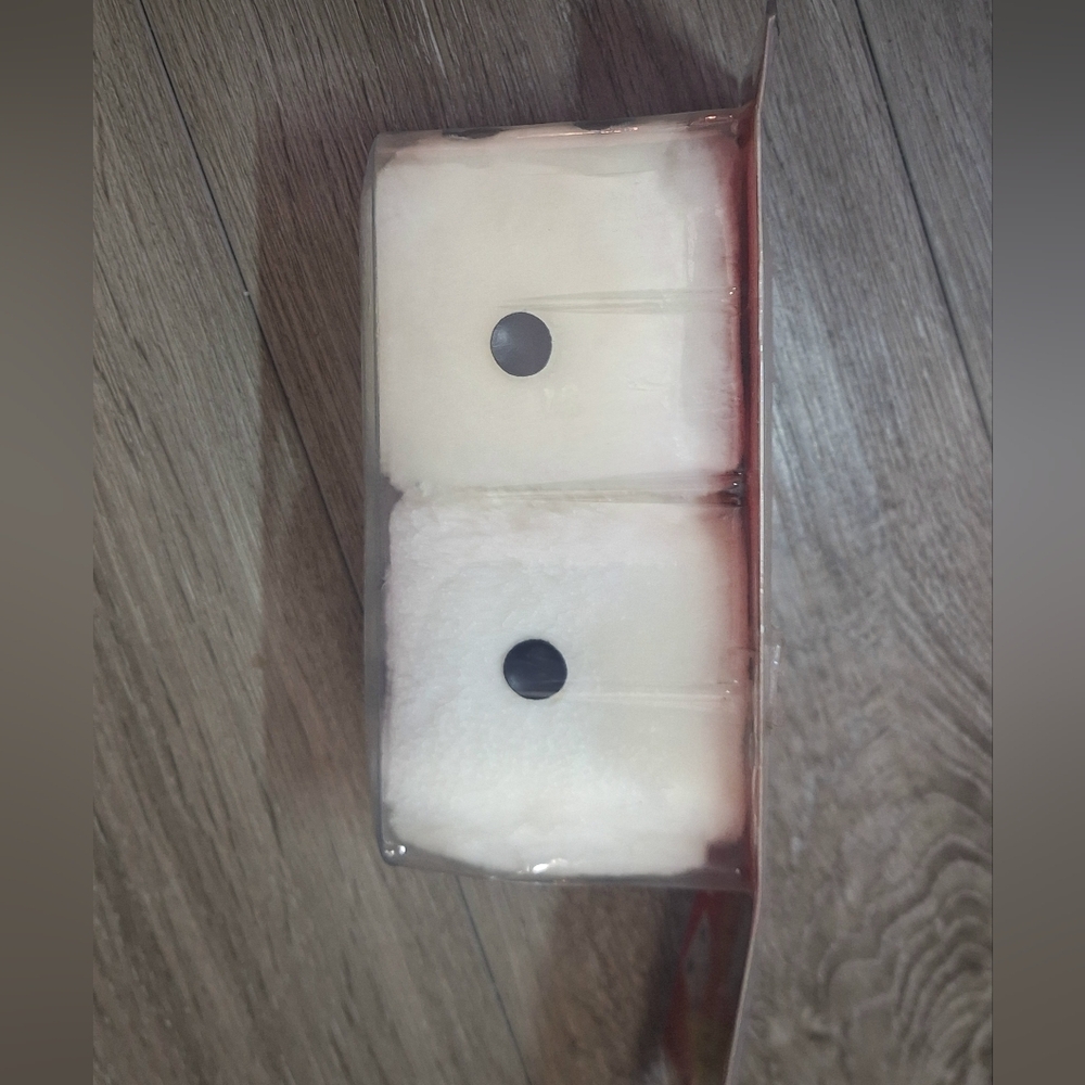 New Vintage White Fuzzy Dice Hanging 3 Inch Antique Auto Dice - Picture 2 of 7